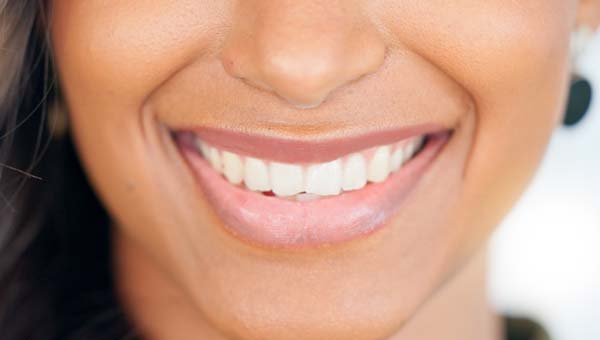 Cosmetic Dentistry Solutions With Composite Bonding