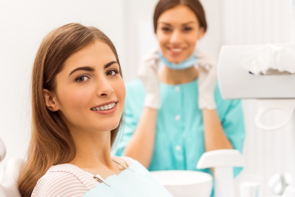 Urgent Signs You Should Visit Your Dentist In Long Branch For A Checkup