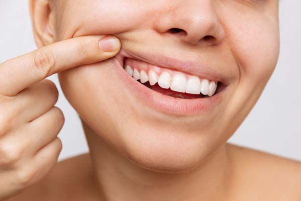 When It Is Time To Seek Professional Gum Disease Treatment